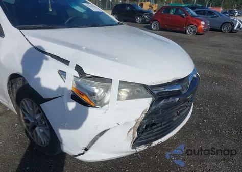 2016 Toyota Camry Le z USA, uszkodzony, nr VIN 4T1BF1FK9GU256643
